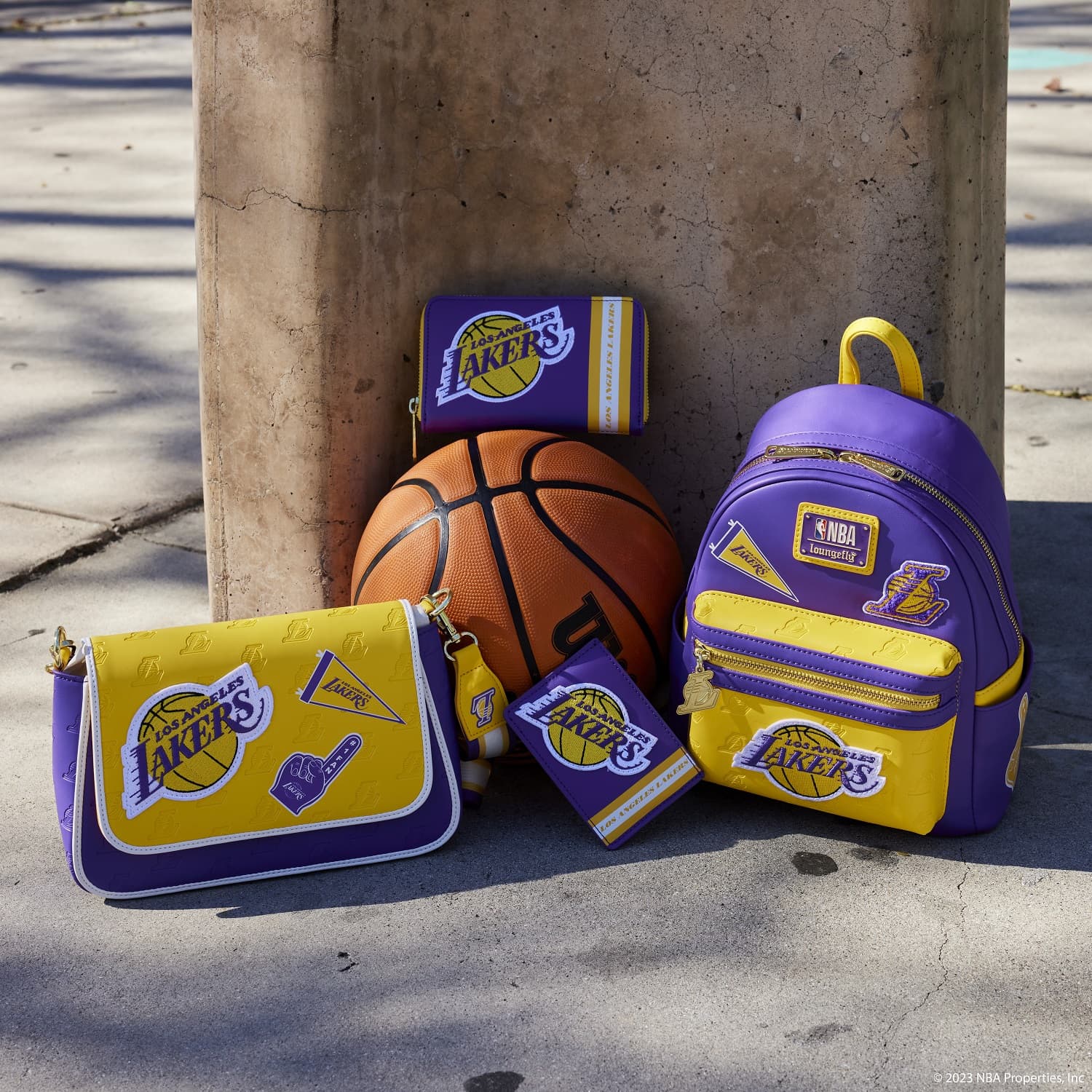 NBA Los Angeles Lakers Patch Icons Zip Around Wallet - Image 3