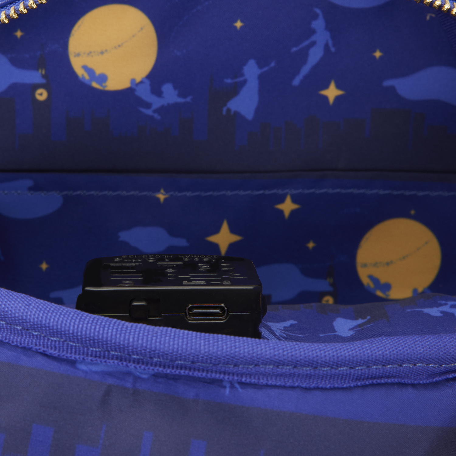 Peter Pan Exclusive London Light-Up Mini Backpack - Image 7